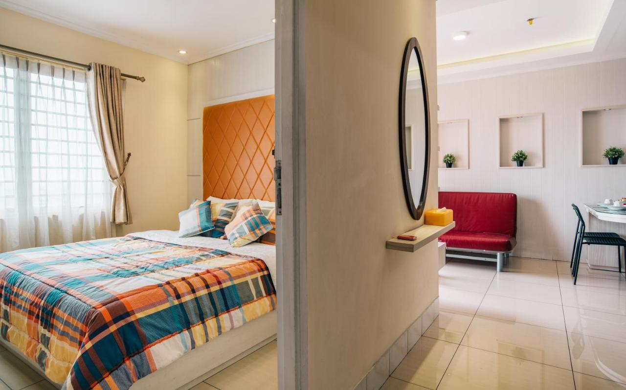 Ravarine Suite Apartment Jakarta Exteriör bild